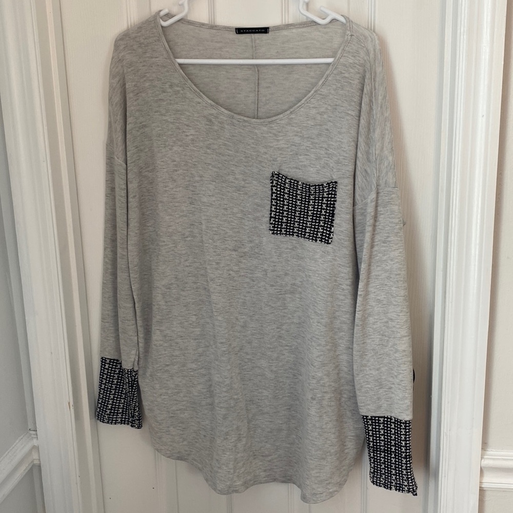 Women’s Long Sleeve, size medium